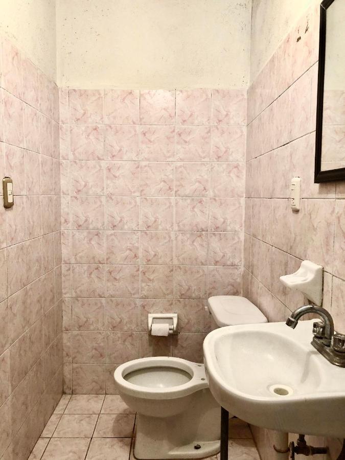 Oyo Hotel Cuatro Reales Galeana Buitenkant foto